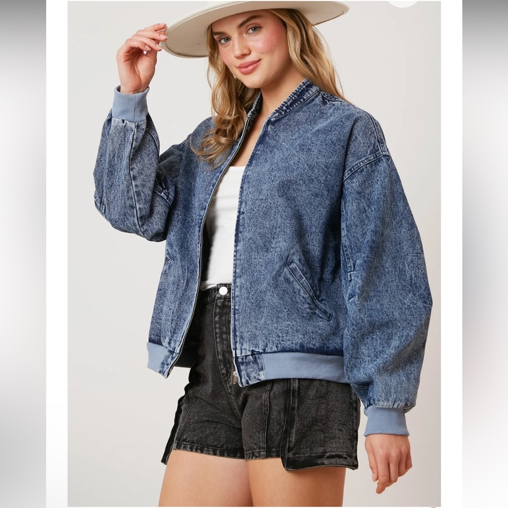 New Fantastic Fawn Denim Bomber Jacket with Pockets Size Small